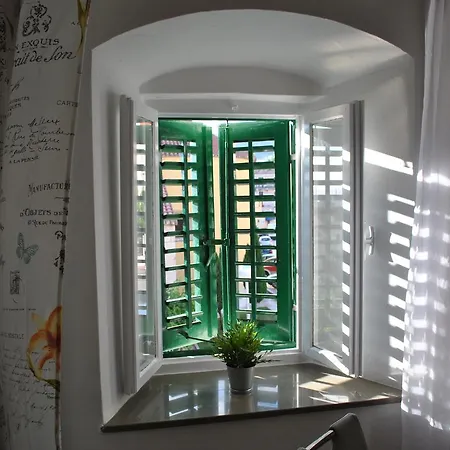 On The Square Apartment Makarska